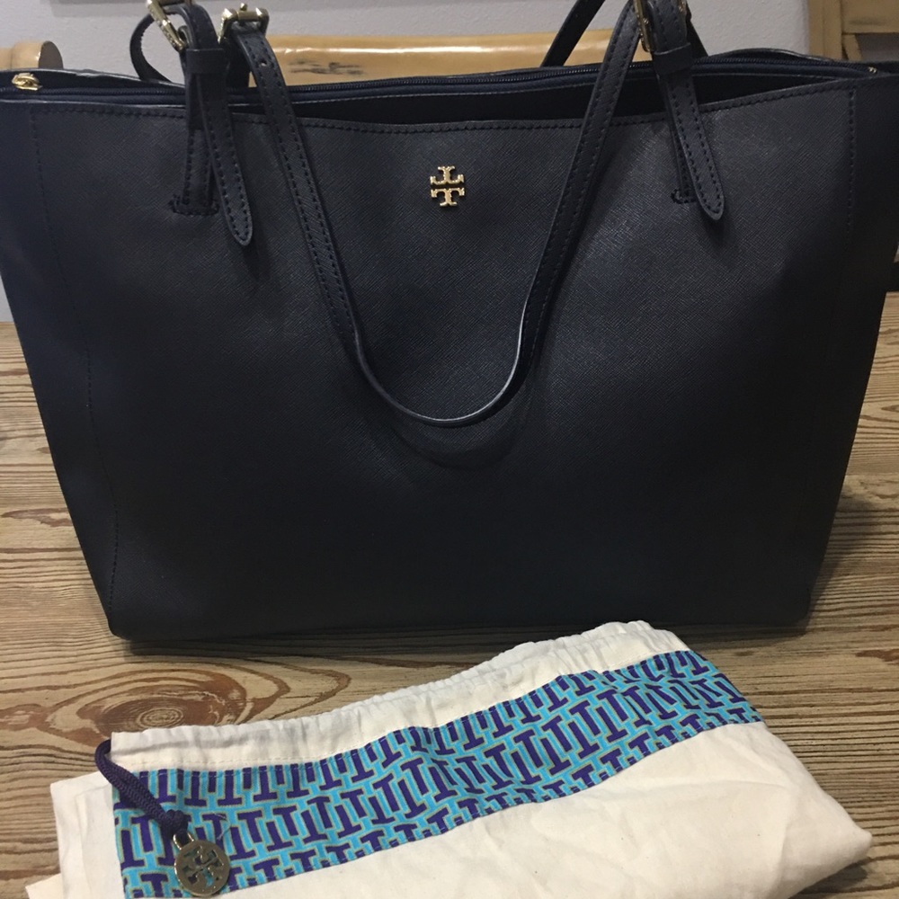 Tory Burch Tote - Picture 2 of 8